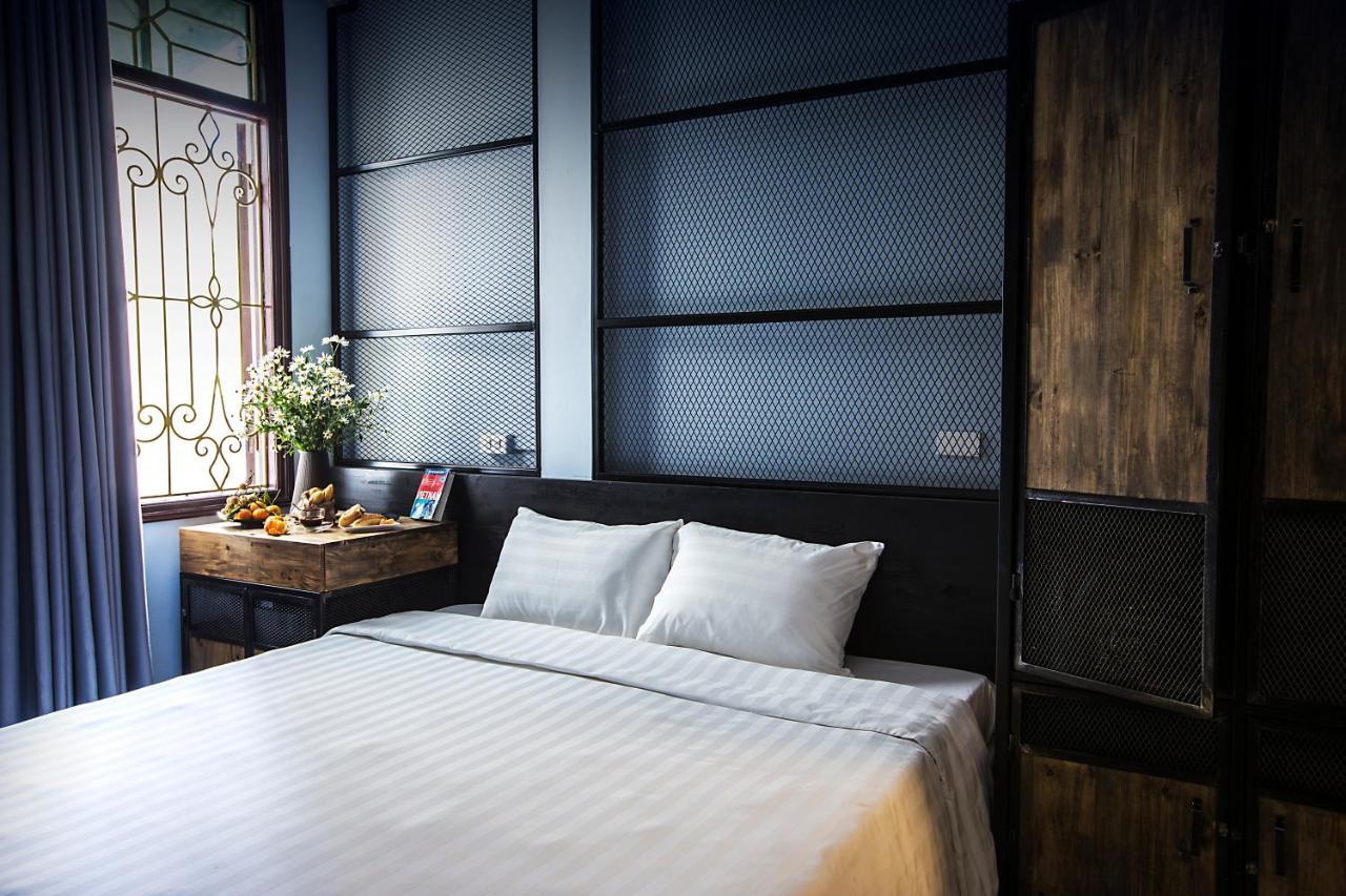The Chi Novel Hostel Hanoi Buitenkant foto